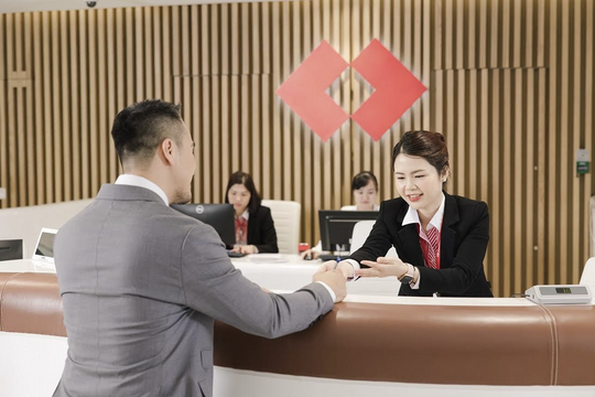 Techcombank tiên phong triển khai Quyết định 2345/QĐ-NHNN, tăng cường bảo mật và an toàn giao dịch trên ngân hàng số bằng sinh trắc học