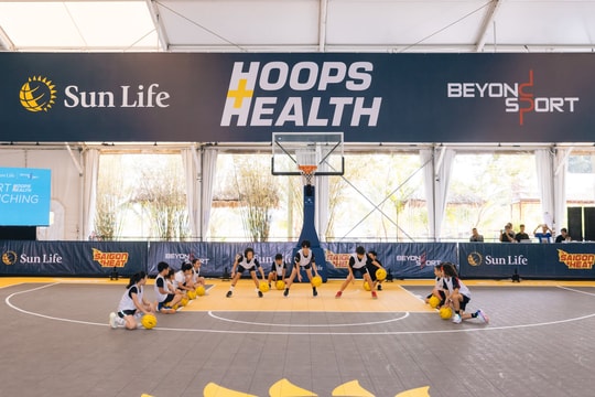 Sun Life hợp tác Saigon Heat và Beyond Sport khai trương Không gian thể thao