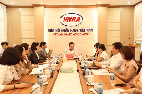 Hiệp hội Ngân hàng Việt Nam tổ chức họp Ban soạn thảo xây dựng Bộ Quy tắc về chuyển tiền quốc tế
