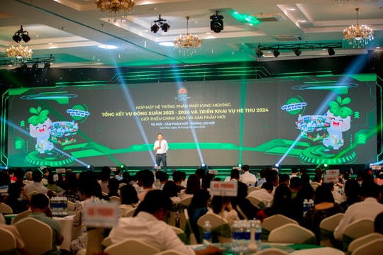 LTV - Tập đoàn Lộc Trời ra mắt sản phẩm mới và họp mặt 2.000 đại lý vùng Mekong