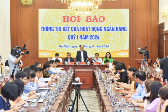 Lãi suất thấp, tỷ giá ổn định, tín dụng dần phục hồi, sẵn sàng các giải pháp cho thị trường vàng