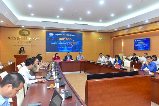 Công bố Sự kiện Chuyển đổi số ngành Ngân hàng năm 2024