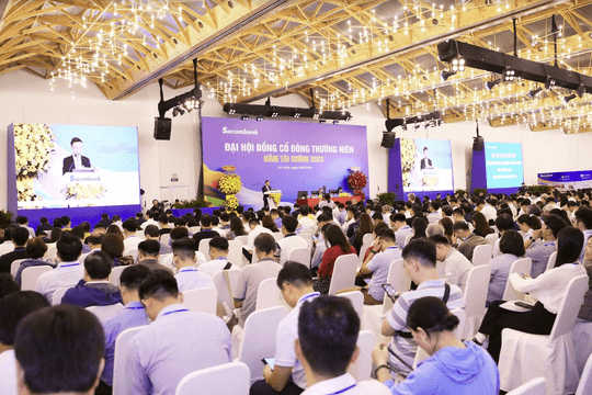 Sacombank tăng tốc kinh doanh và chuyển đổi số, đặt mục tiêu tái cơ cấu thành công trước hạn