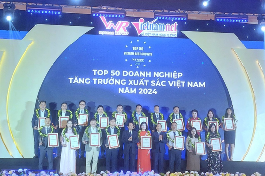 Tôn vinh doanh nghiệp tăng trưởng nhanh và doanh nghiệp bất động sản, xây dựng uy tín