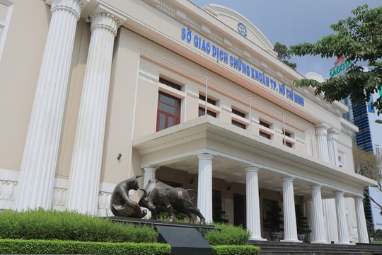 Tài khoản chứng khoán tăng lên sát mốc 9 triệu