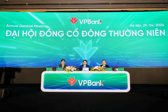 Chủ tịch VPBank lý giải quyết định tham gia tái cơ cấu ngân hàng yếu kém