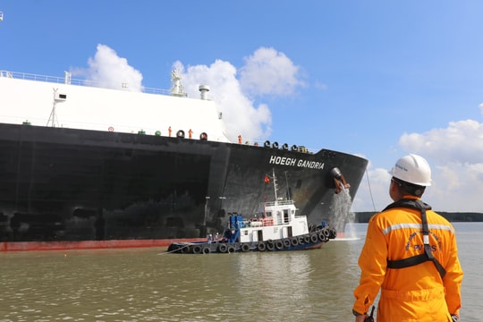 Chuyến tàu LNG thứ 3 sẽ cung cấp khí cho EVN và EVNGENCO3 trong mùa khô 2024