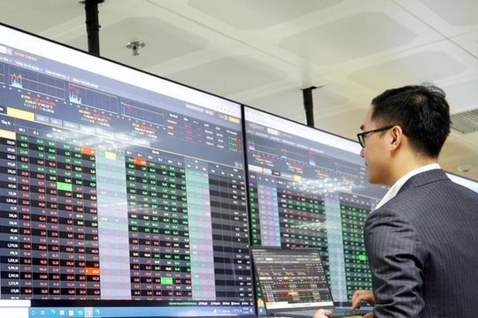 VNDIRECT dự báo tăng trưởng lợi nhuận doanh nghiệp lên 18%, VN-Index có thể chạm mốc 1.350 điểm