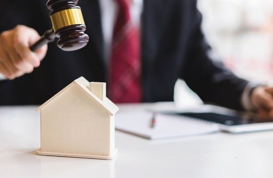 Luật Đấu giá tài sản: Nâng mức đặt trước lên 10-20% để hạn chế tình trạng bỏ cọc khi trúng đấu giá