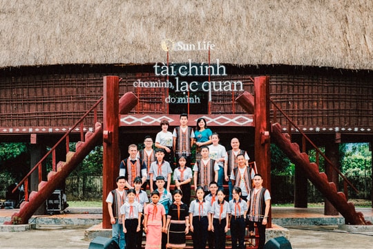 Tạo tương lai lạc quan qua hành trình tích lũy kiến thức tài chính