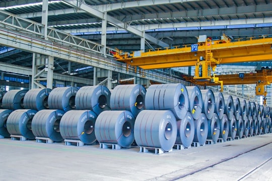 Hòa Phát chính thức cán mốc 10 triệu tấn thép cuộn cán nóng (HRC)