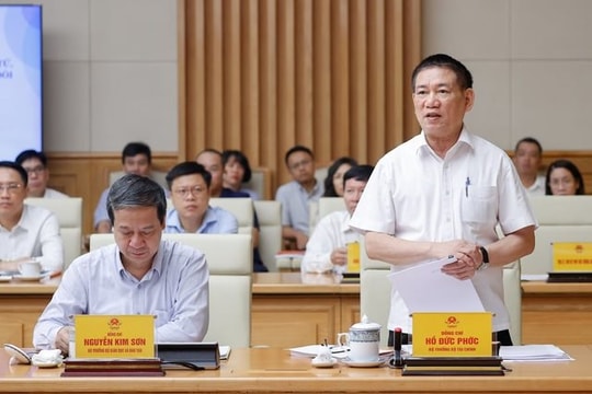 Thanh toán không dùng tiền mặt mang lại hiệu quả cao trong chống thất thu thuế