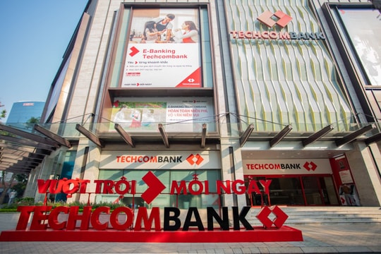 Techcombank sắp tăng vốn điều lệ lên gấp đôi