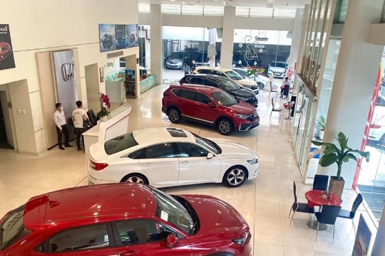 Xe ô tô nhập khẩu "đắt hàng" hơn xe sản xuất trong nước