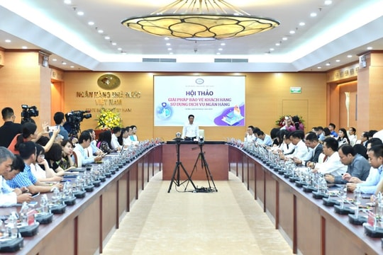 Giải pháp bảo vệ khách hàng sử dụng dịch vụ ngân hàng