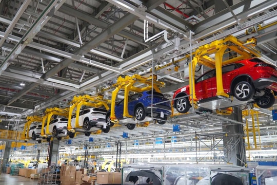 Hơn 31.600 xe ô tô bán ra trong tháng 6/2024, doanh số xe lắp ráp trong nước rục rịch tăng