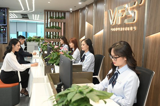 Chứng khoán Nhất Việt bị phạt vì cho khách rút tiền vượt sức mua