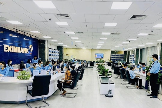 Một doanh nghiệp rút khỏi nhóm sở hữu trên 1% vốn Eximbank