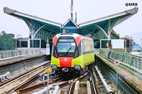 Chính thức vận hành thương mại tuyến đường sắt đô thị số 3 Nhổn - Ga Hà Nội đoạn trên cao