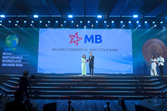 MB nhận giải thưởng “Doanh nghiệp có môi trường làm việc bền vững”