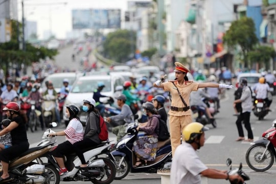 Thủ tướng chỉ thị về bảo đảm trật tự, an toàn giao thông dịp lễ Quốc khánh 2/9 và tháng cao điểm an toàn giao thông cho học sinh đến trường