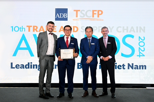 Khẳng định vị thế "Ngân hàng đối tác hàng đầu tại Việt Nam" của ADB, HDBank triển khai mạnh mẽ các sáng kiến về tài trợ thương mại và ESG