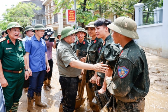 Cả hệ thống chính trị vào cuộc để khắc phục hậu quả mưa lũ thật hiệu quả
