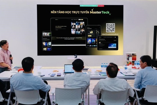 Giải bài toán nhân sự chất lượng cao cho doanh nghiệp bằng phổ cập Blockchain và AI