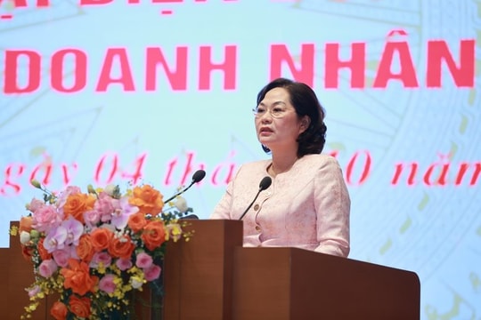 Thống đốc Nguyễn Thị Hồng: Doanh nghiệp và người dân là trung tâm của hoạt động ngân hàng