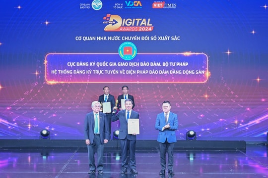 Cục Đăng ký quốc gia giao dịch bảo đảm được vinh danh “Cơ quan Nhà nước chuyển đổi số xuất sắc năm 2024”
