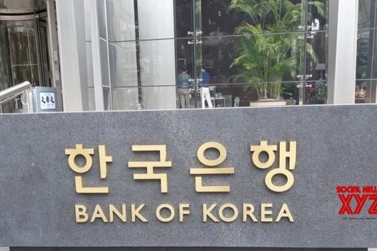 Ngân hàng Trung ương Hàn Quốc giữ nguyên lãi suất trong bối cảnh tăng trưởng và lạm phát dự báo cao hơn