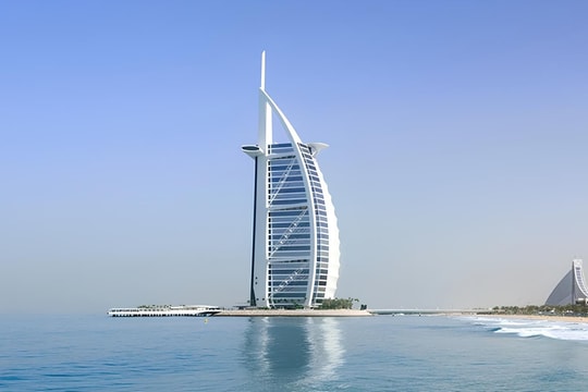 UAE: Hành trình từ sa mạc khô cằn đến đảo nhân tạo xa hoa nhất thế giới
