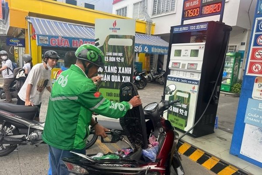 Chọn xăng sinh học, giới trẻ Việt thể hiện trách nhiệm với môi trường