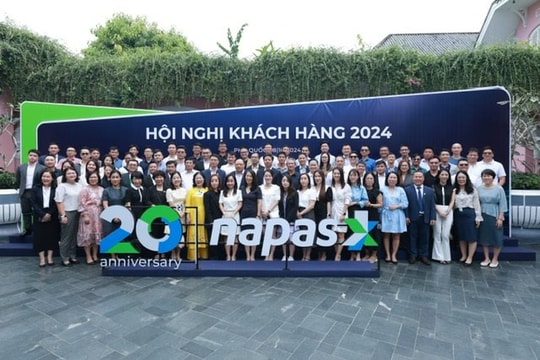 NAPAS vinh danh các đơn vị trung gian thanh toán tại Hội nghị Khách hàng 2024