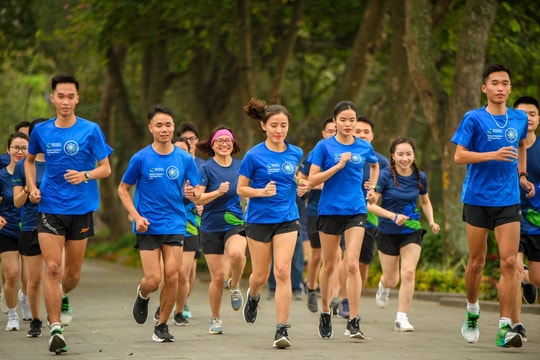 Hơn 18.000 vận động viên sẵn sàng tham gia Standard Chartered Marathon Di sản Hà Nội 2024