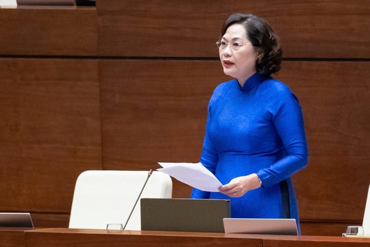 "Chúng ta đã giảm mặt bằng lãi suất khá nhiều so với các nước"