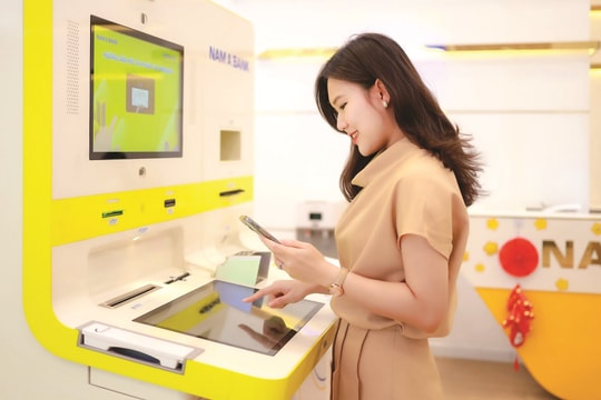 Xu hướng chuyển đổi số trong ngành ngân hàng tại các nước trên thế giới và Việt Nam