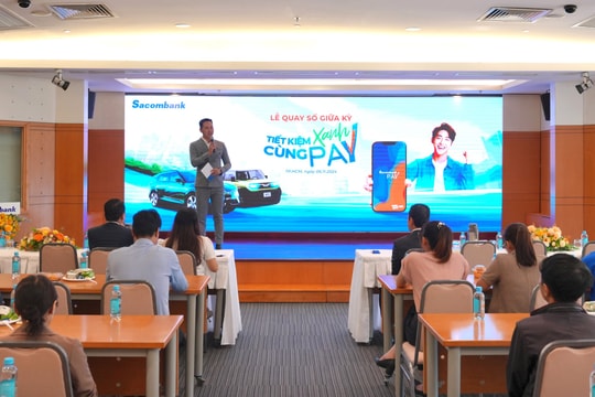 "Tiết kiệm xanh cùng Pay" tìm ra chủ nhân 2 xe điện Vinfast VF3