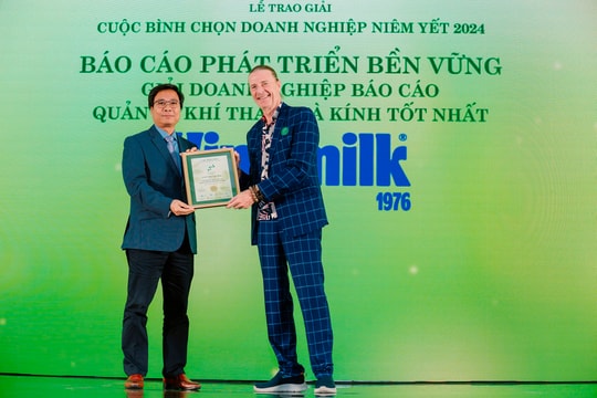 Vinamilk nhận loạt giải thưởng về quản trị và phát triển bền vững