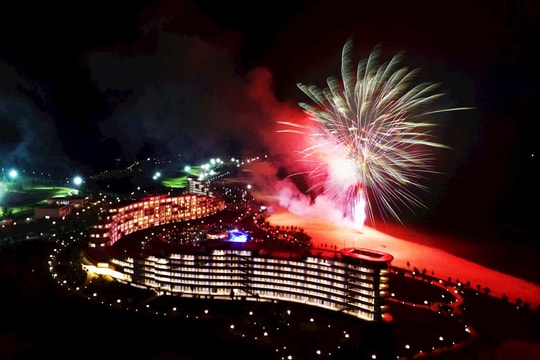 FLC Quy Nhơn trở lại với Lễ hội Countdown hoành tráng chưa từng có cùng màn pháo hoa rực sáng rực bờ biển