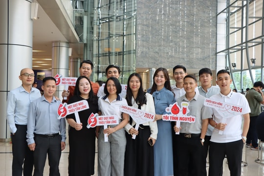 Hơn 80 đơn vị máu được cán bộ, nhân viên EVNFinance trao đi trong ngày tình nguyện quốc tế