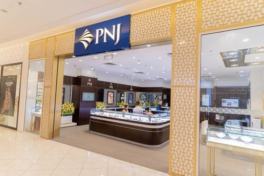 Con gái Chủ tịch PNJ đăng ký mua 4 triệu cổ phiếu
