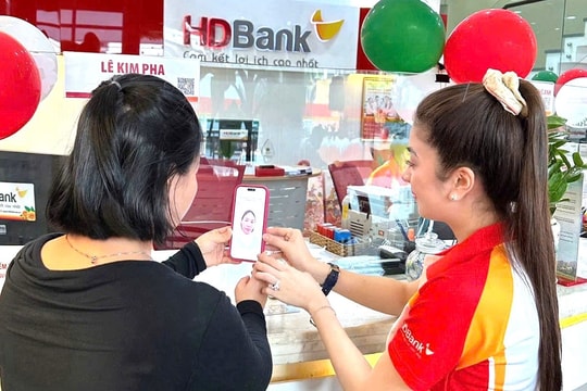 Ngành Ngân hàng ĐBSCL: Sẵn sàng giao dịch ngoài giờ hành chính phục vụ khách hàng cập nhật sinh trắc học