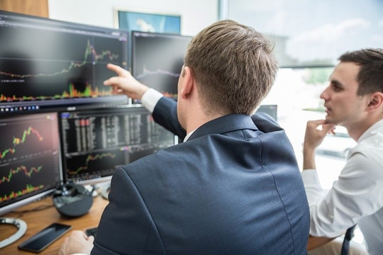 “Cá mập” Pyn Elite Fund gom hàng triệu cổ phiếu DBC và HAX
