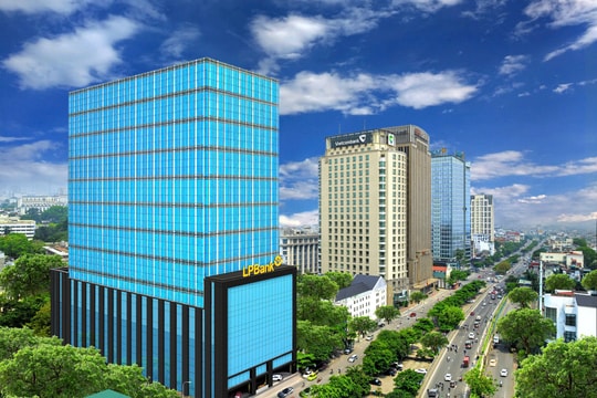 LPBank thôi phân công nhiệm vụ Phó Tổng Giám đốc đối với ông Hoàng Văn Phúc