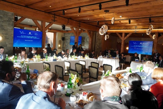 CMC công bố sáng kiến AI.X và C.OpenAItại WEF 2025