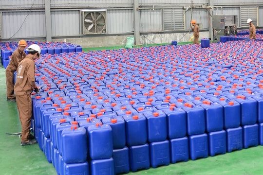 Doanh thu không đạt kế hoạch, Hóa chất Đức Giang báo lãi ròng 2024 giảm 4% so với năm ngoái