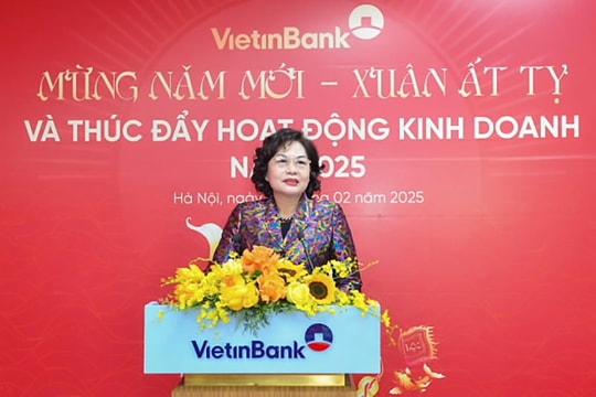 Lãnh đạo Ngân hàng Nhà nước thăm và chúc Tết một số tổ chức tín dụng
