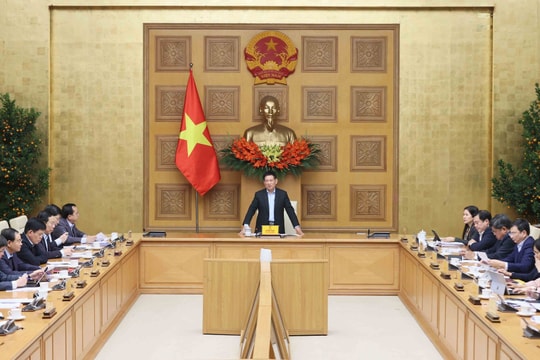 Giả định biến động giá một số mặt hàng thiết yếu tác động đến CPI năm 2025 theo 3 kịch bản