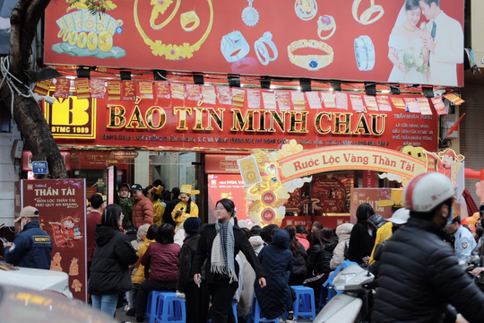 Giá vàng tăng trong ngày Vía Thần Tài